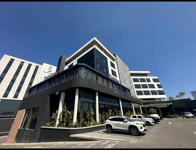 1,387M² OFFICE TO LET IN GLENADRIENNE